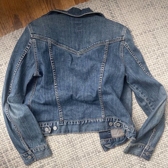 Gap Women's Denim Button Jacket - Picture 3 of 3